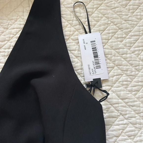 Astr black Tatum vest. Size small. NWT - Picture 1 of 6